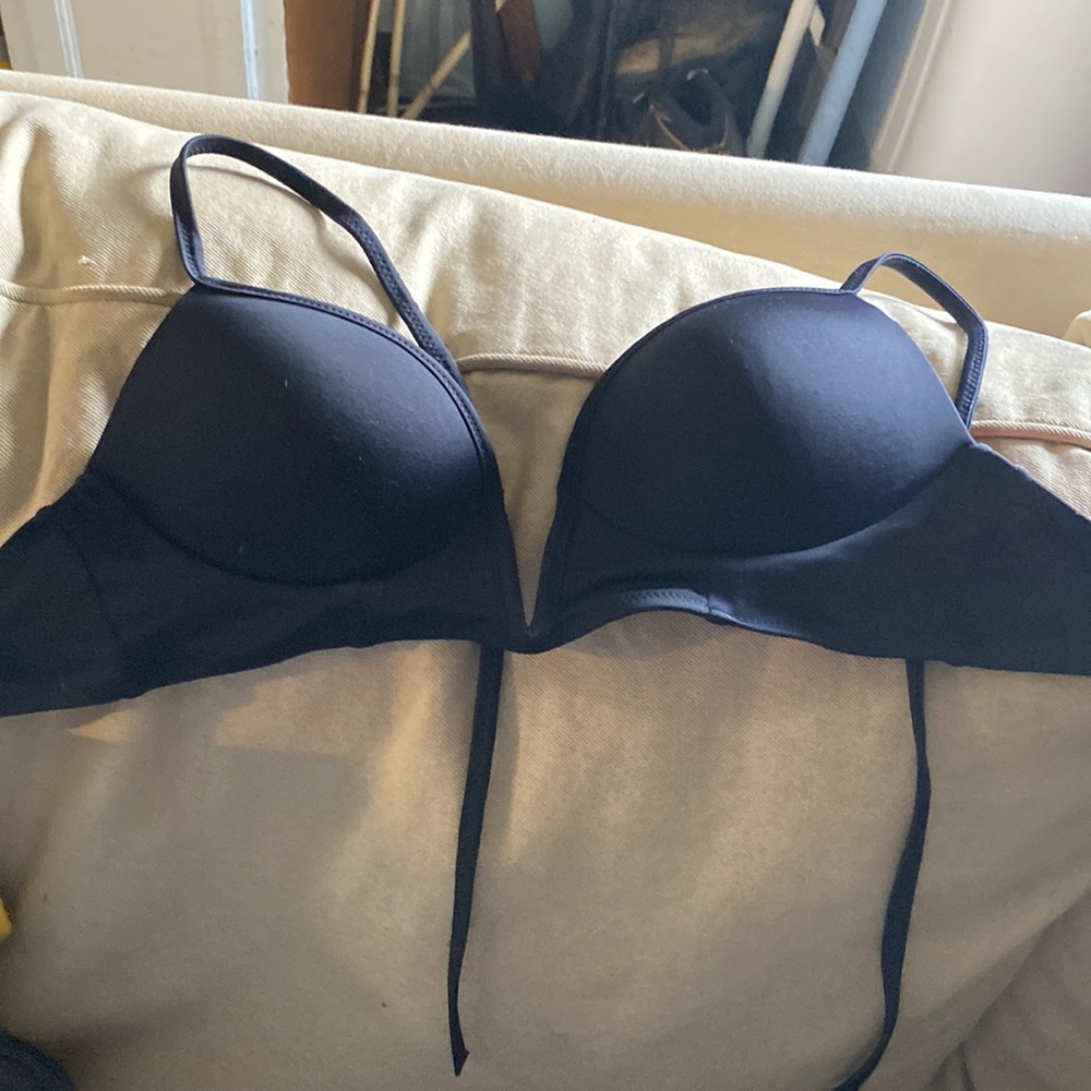 Black bikini top
